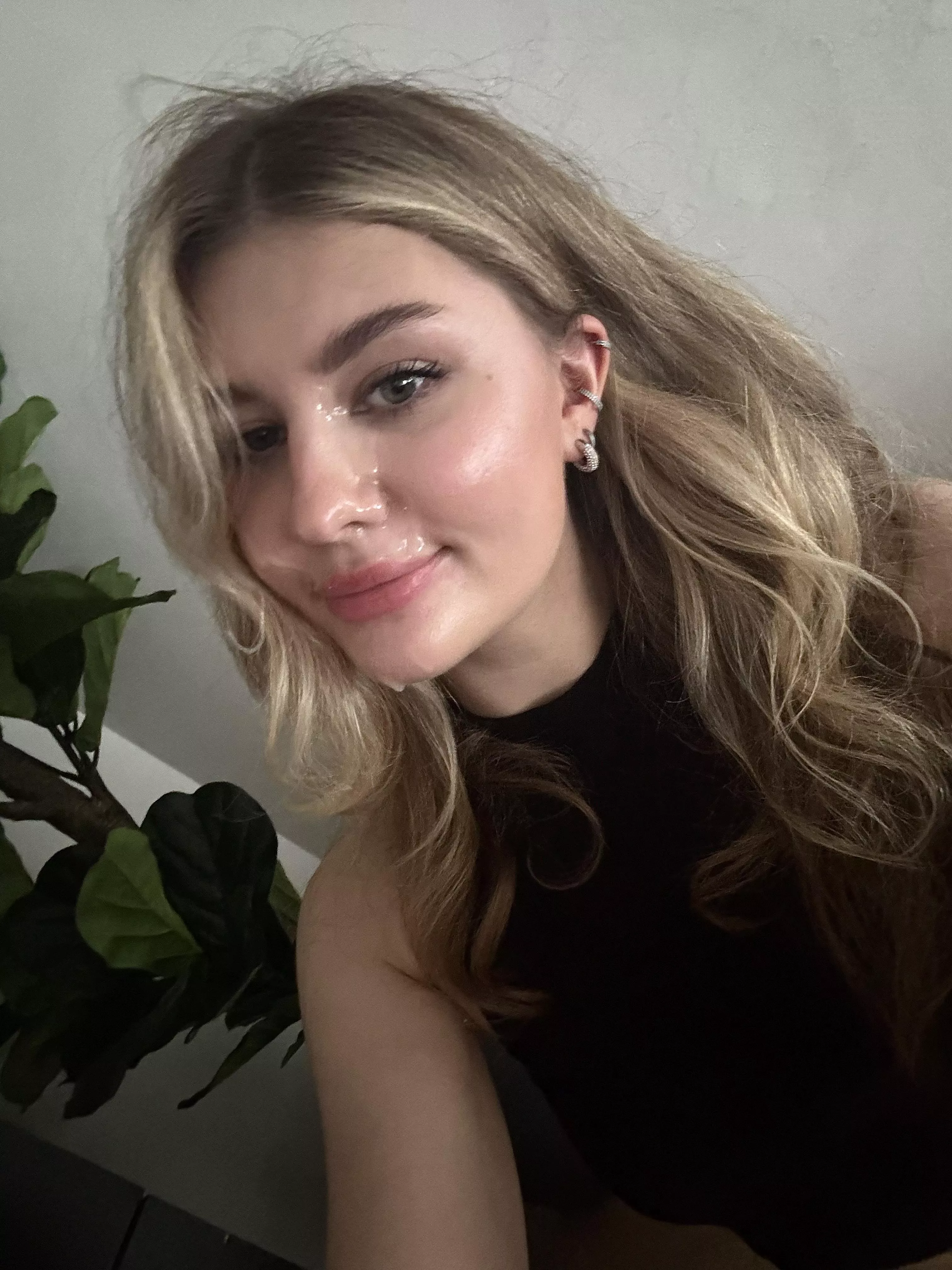 warm cum on pretty face