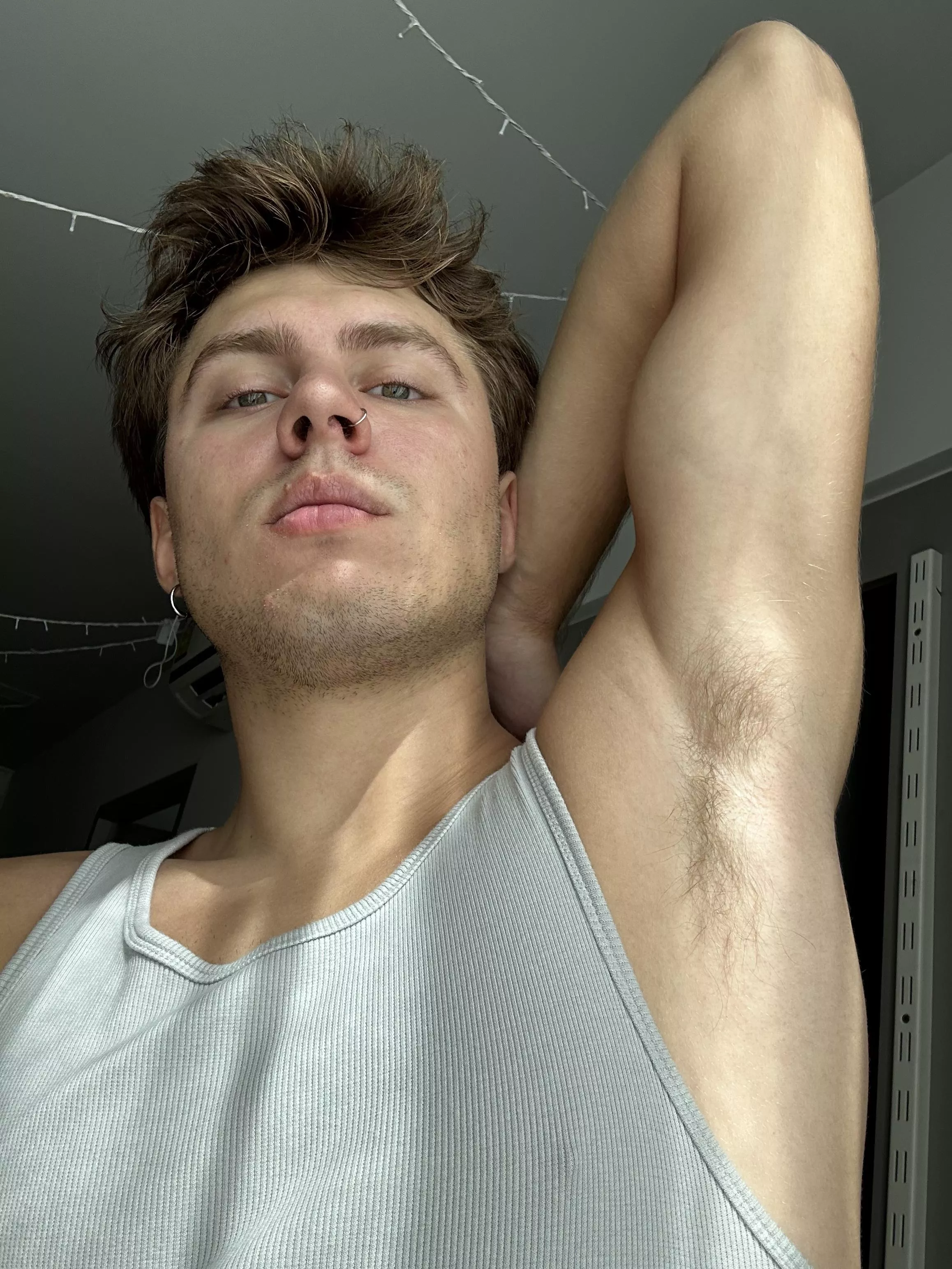 Who wants a sniff 👃🏼