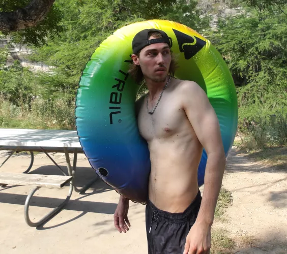 (23) LA Looking for someone to talk to and connect with!