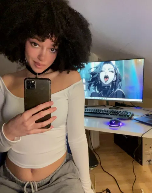 am I still looking hot in this?