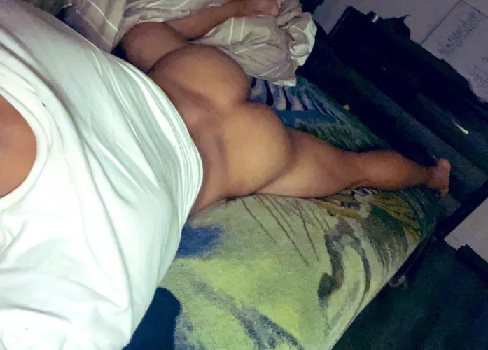 Are you fucking this ass before going to bed or nah??