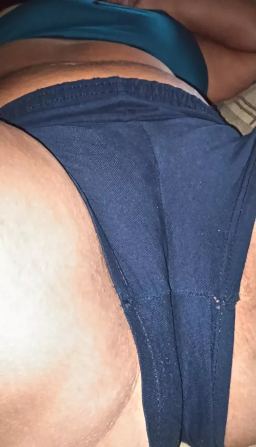 Curvy girl tight wet camel toe 😈 who could make me cum hard multiple times before they 💦💦💦🤔🤨