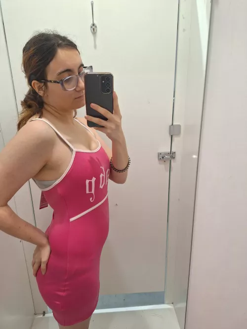 Dressing room selfie 