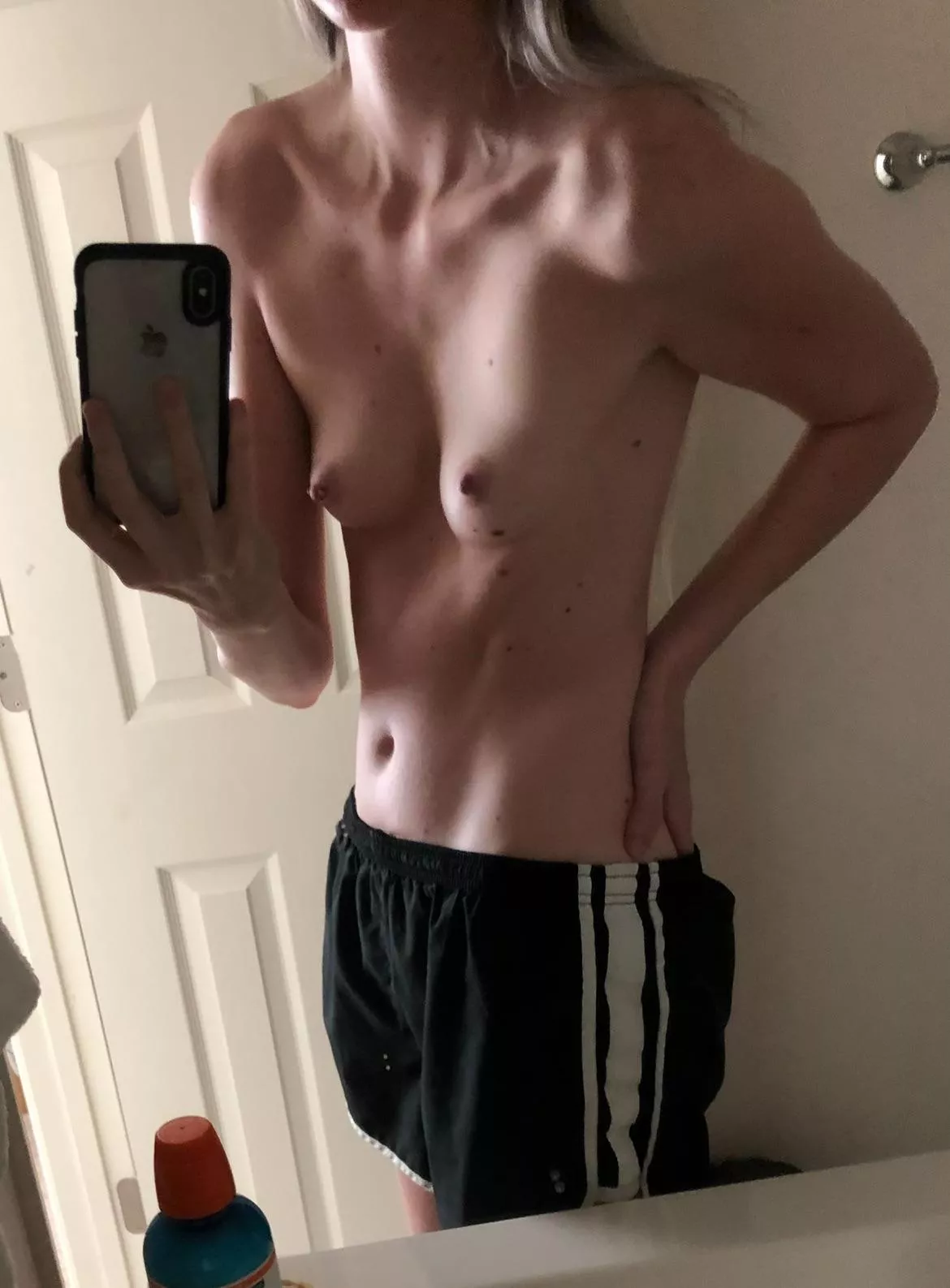 [F]ee-Fi-Fo-Fum, be my Jack and climb this Beanstalk 6’1