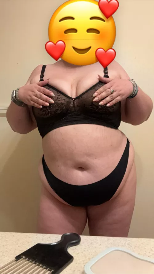 i should wear these more often 🙈