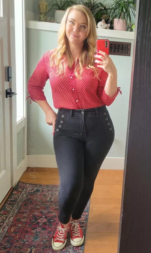 Is casual sexy? [F50]