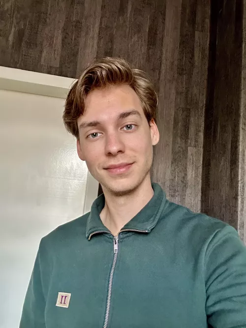 It’s june and I’m still wearing a sweater 🥲