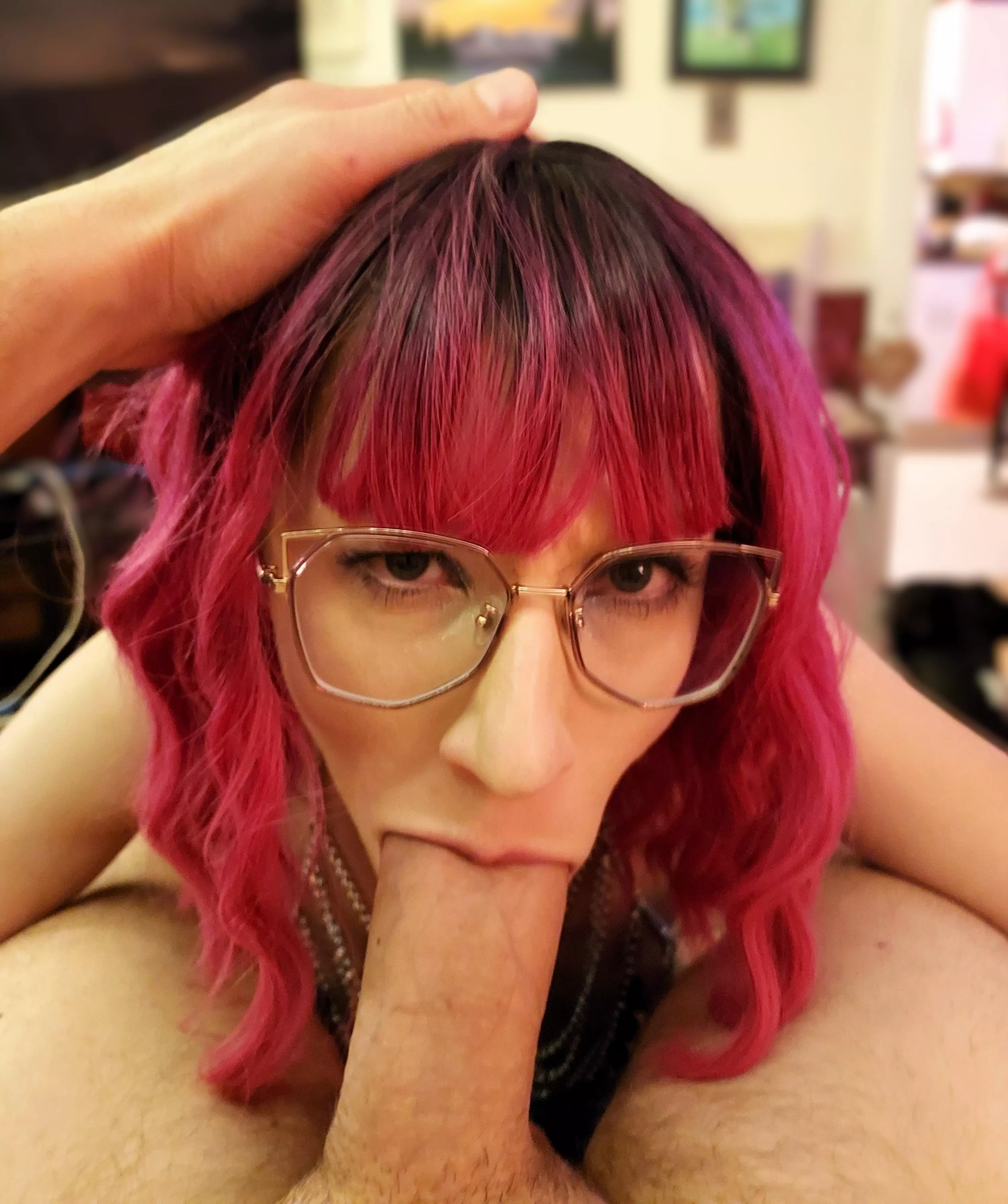 It's to thick, it's stretching my throat!