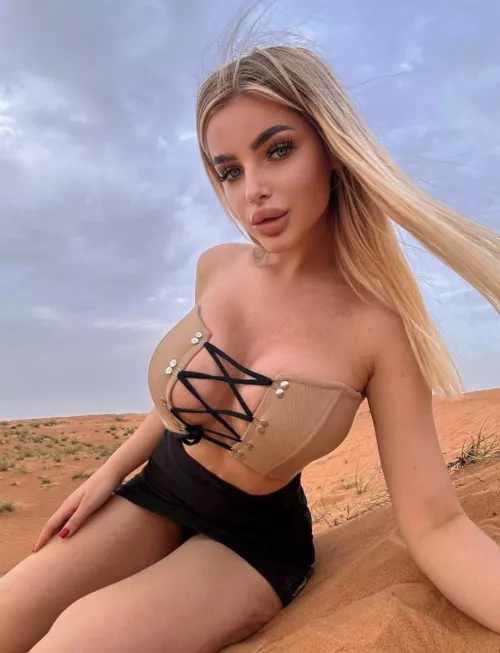 the princess of the desert greets you