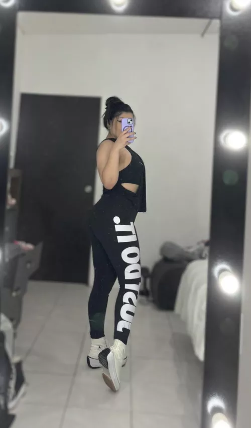 working on the booty today 