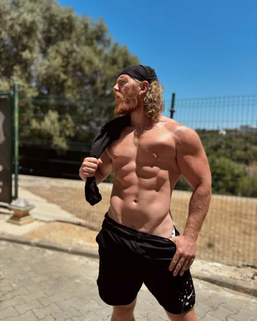 (30) wanna go on a long hike with Daddy?