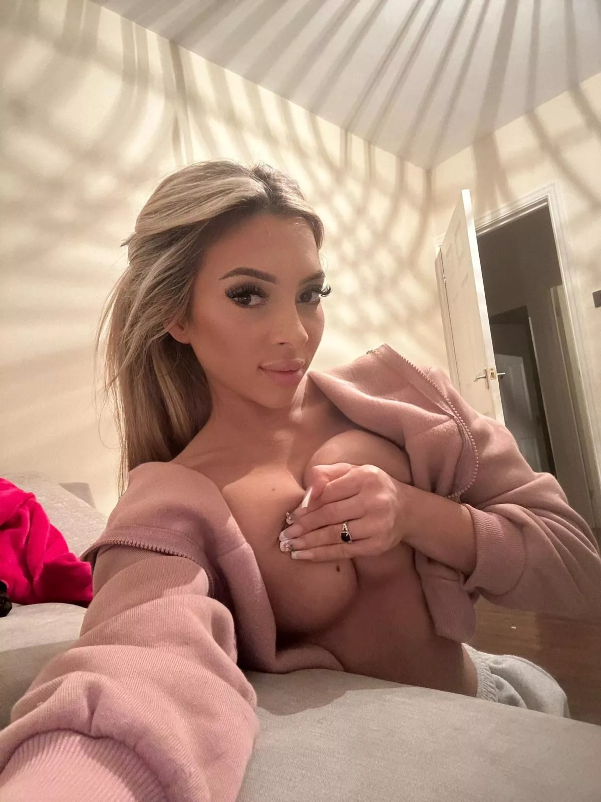 Do you prefer natural titties?