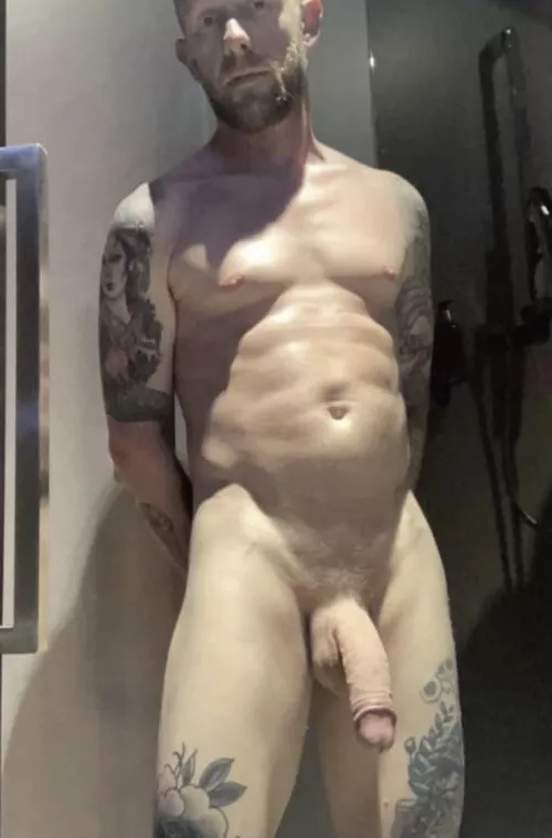 How’s daddy looking for (40)