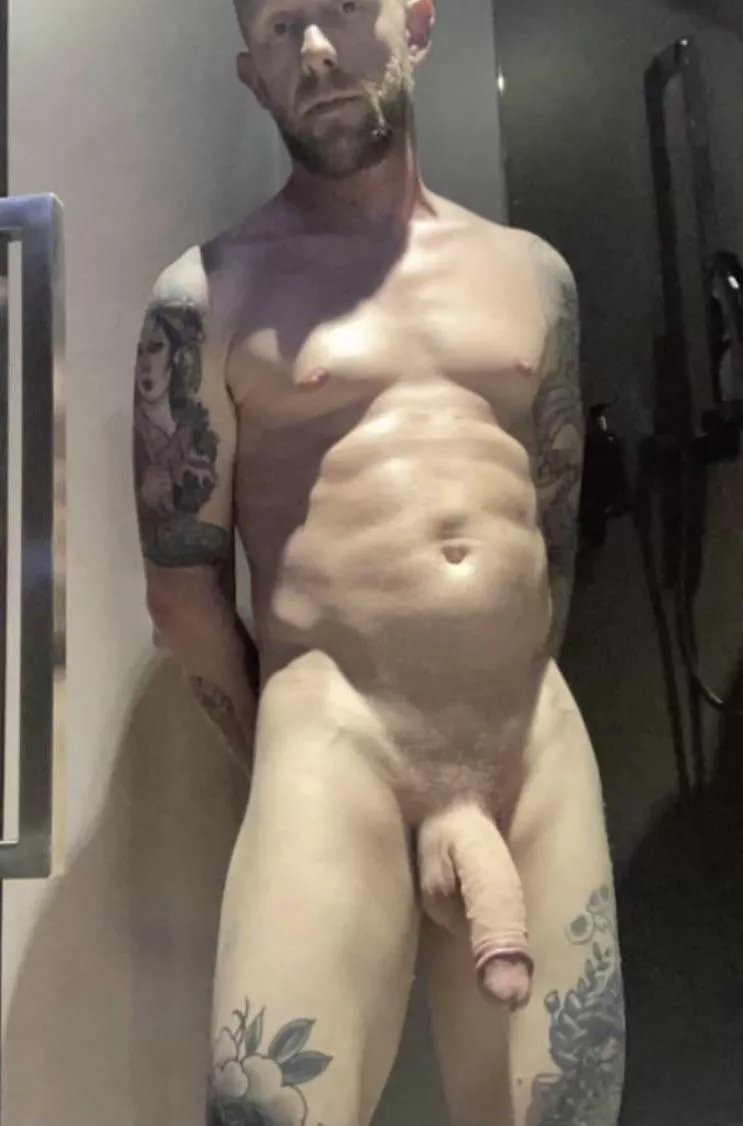 How’s daddy looking for (40)