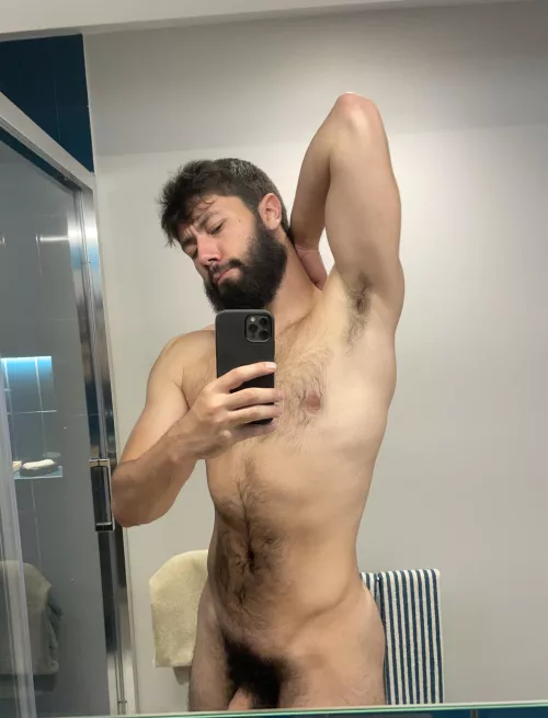 Just came back from training, who wants a whiff?⚡️