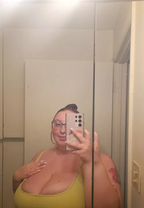 Little after swimming selfie 