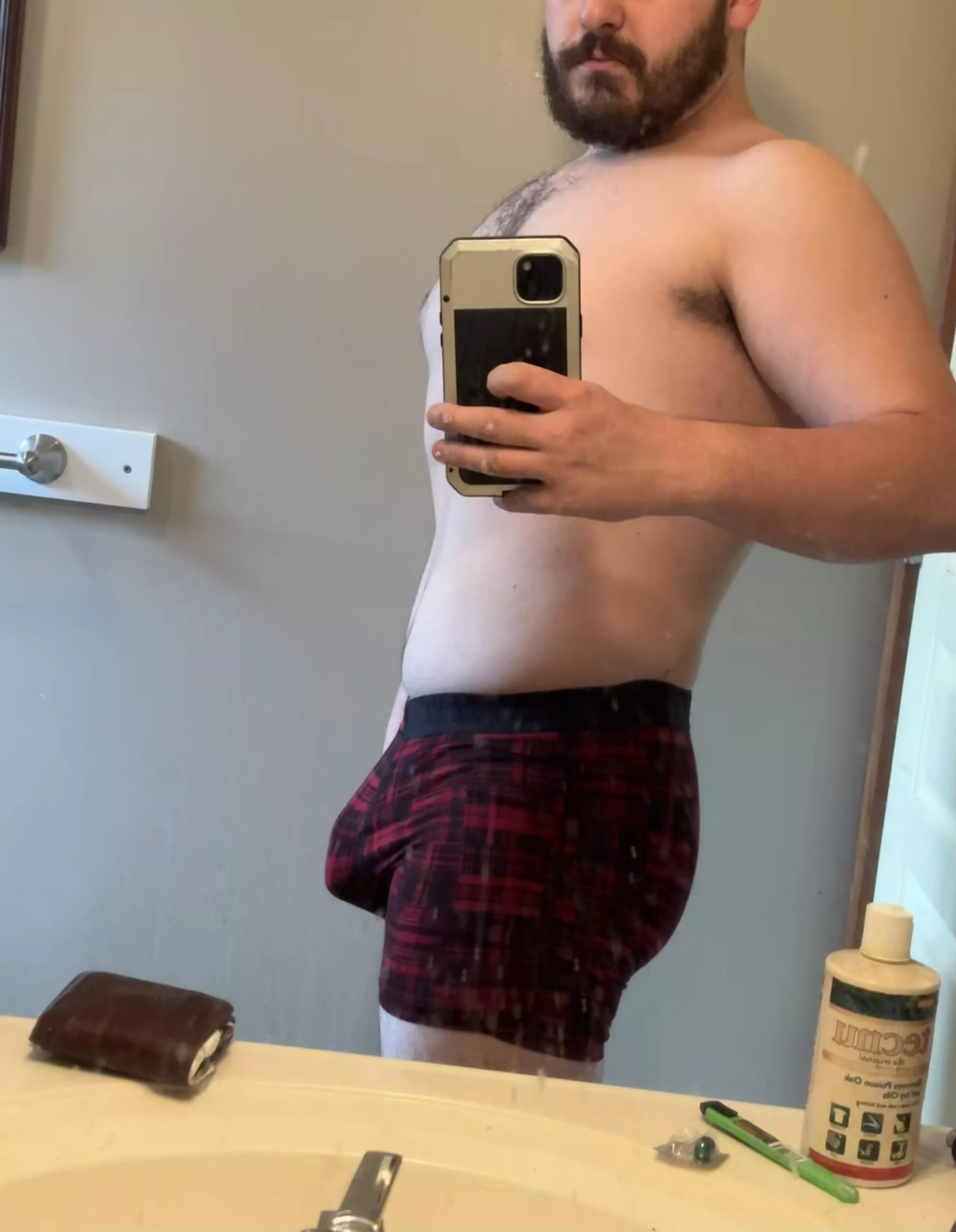 Maybe not the best for a bulge but definitely my favorite pair. 