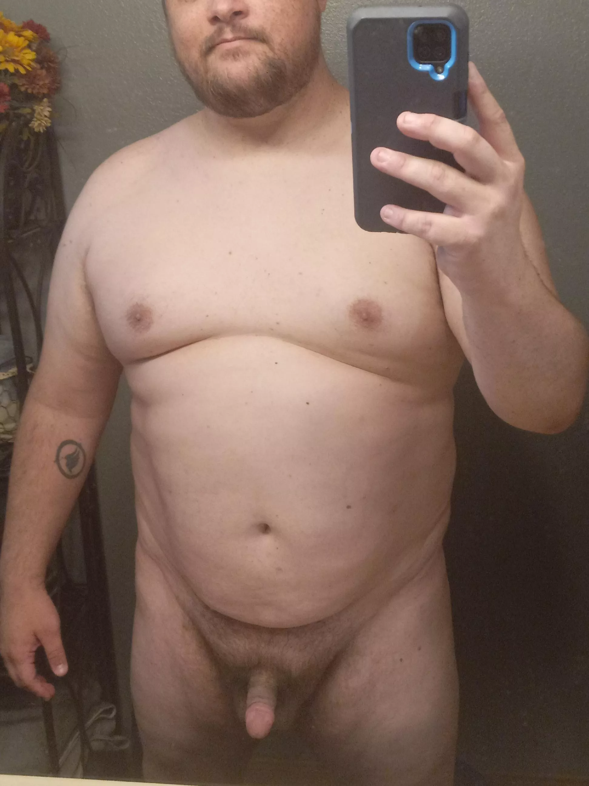 Simple mirror selfie