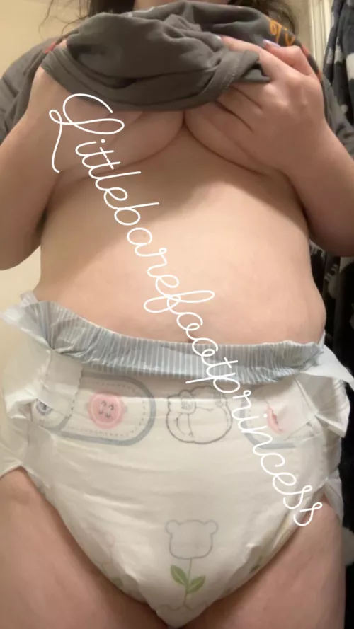 Watch me fill my diapie?