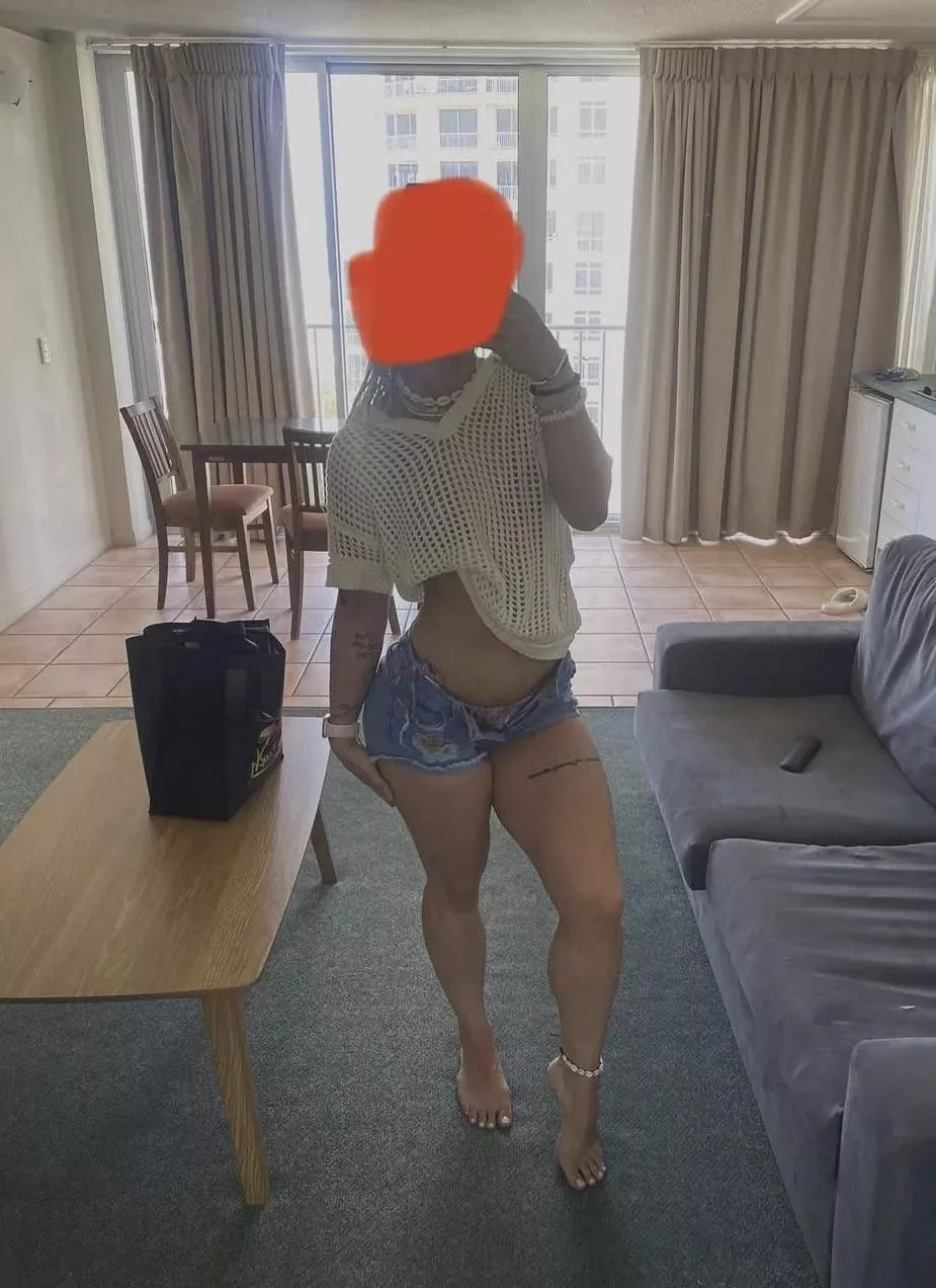 What would you rate my sweaty feet 😩🫣