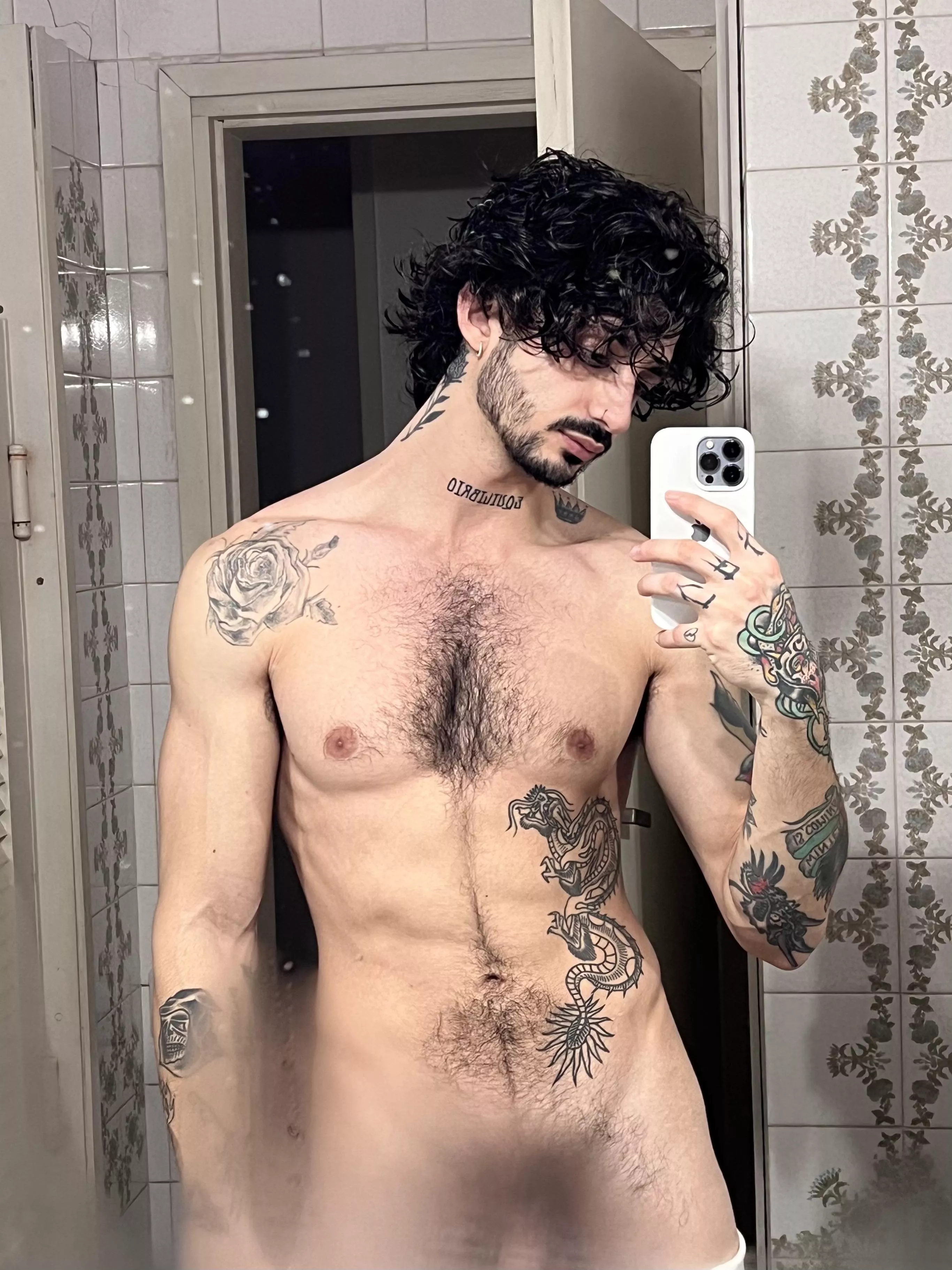 wish i had an otter buddy rn <3