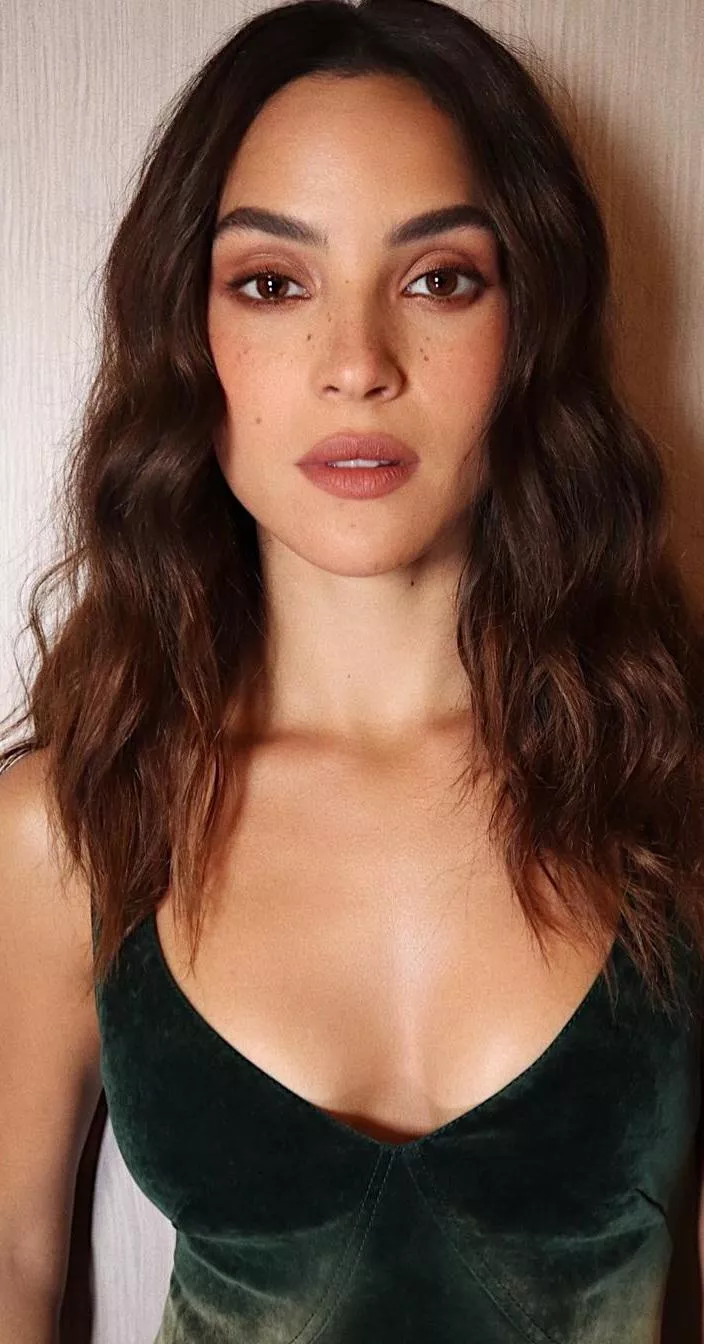 Adria Arjona