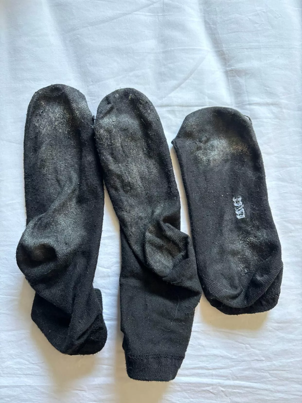 Bisexual (F) where are all my dirty sock loving girls 🧦 been to the gym 6 times wearing these 🤤