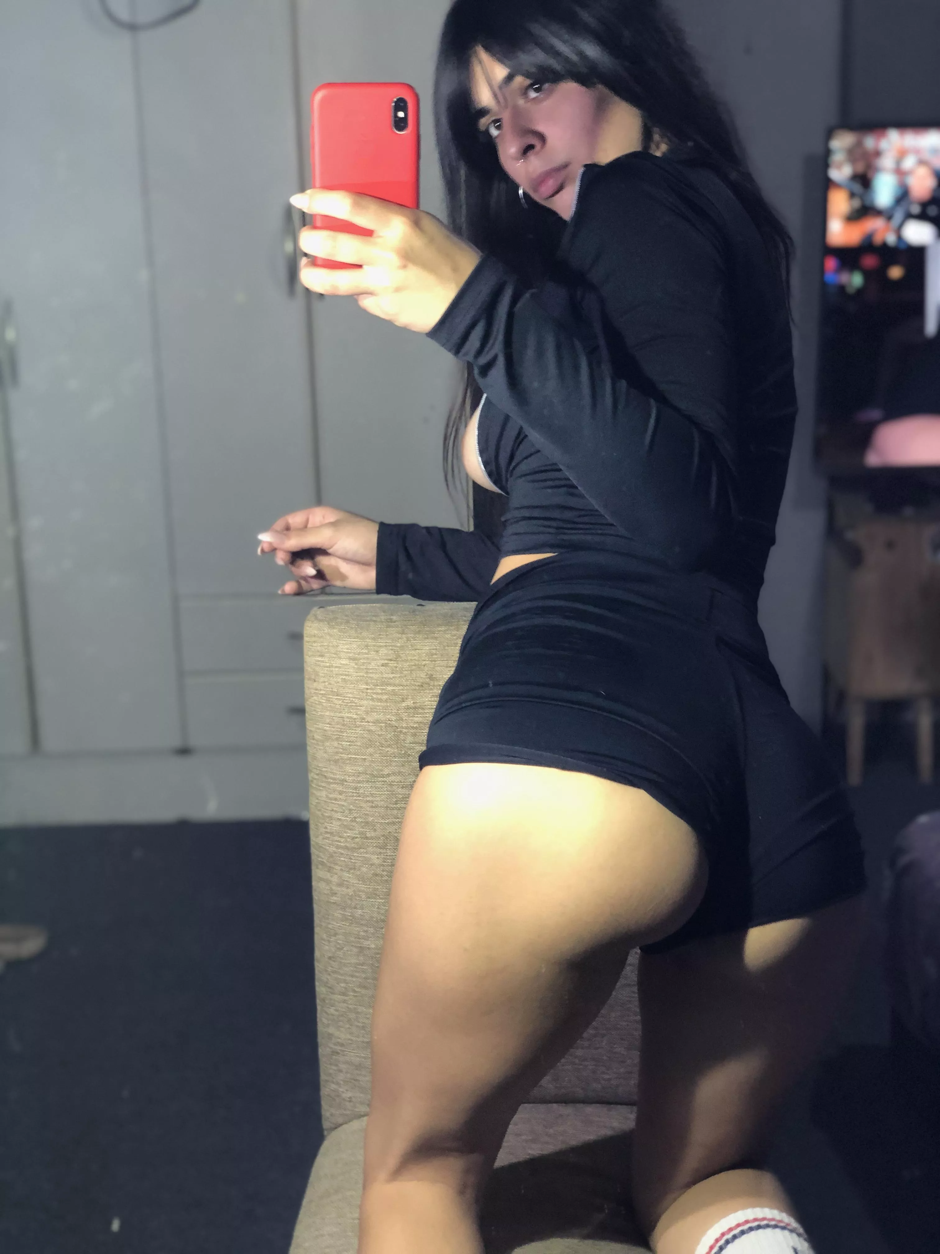 Can I sit on your face