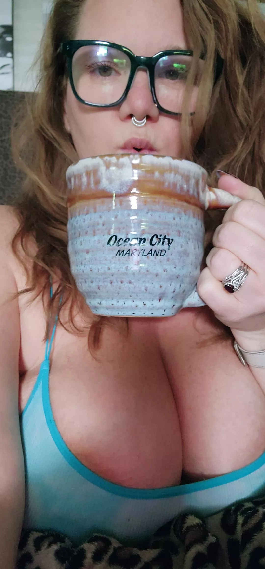 Cleavage for daysssss