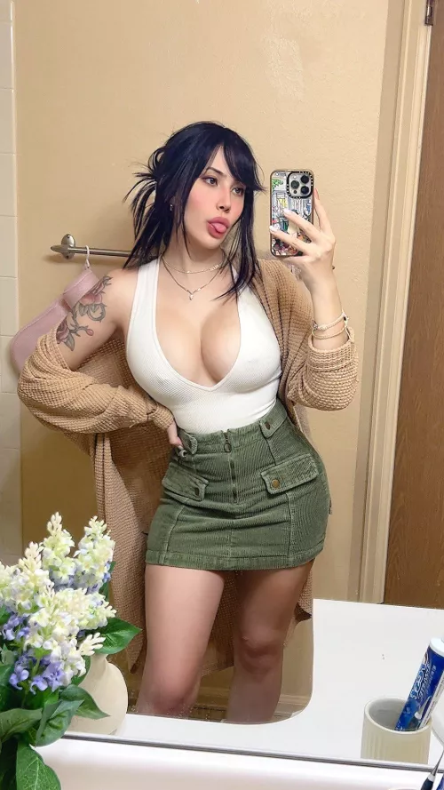 Felicia Vox (@byefeliciavox)