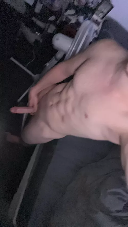 Femboys fatasses bottoms hmu w pics ;)