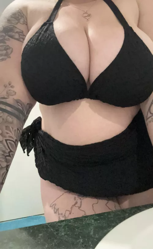 Holidays are about to begin ☀️👙(f)