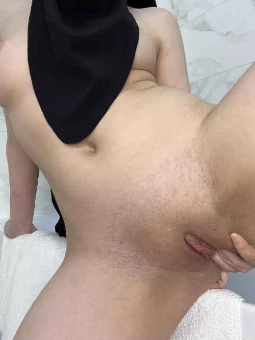 I love to taste myself after I finger my tight pussy 🤤