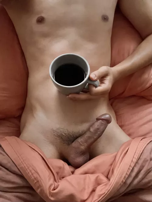 I need a lot of coffee in the mornings 😴 How bout u?