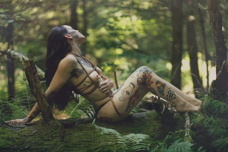 some freehand rope in the woods