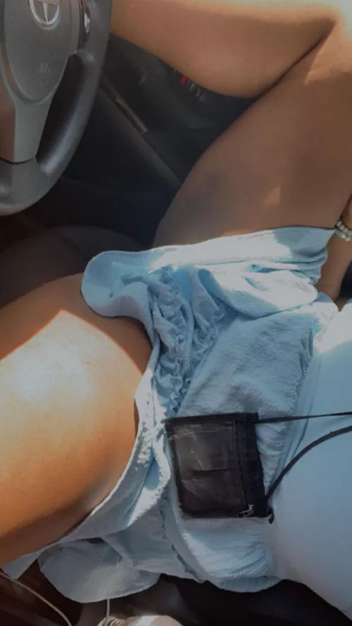 Would you eat your 24 y/o coworker on lunch instead? 