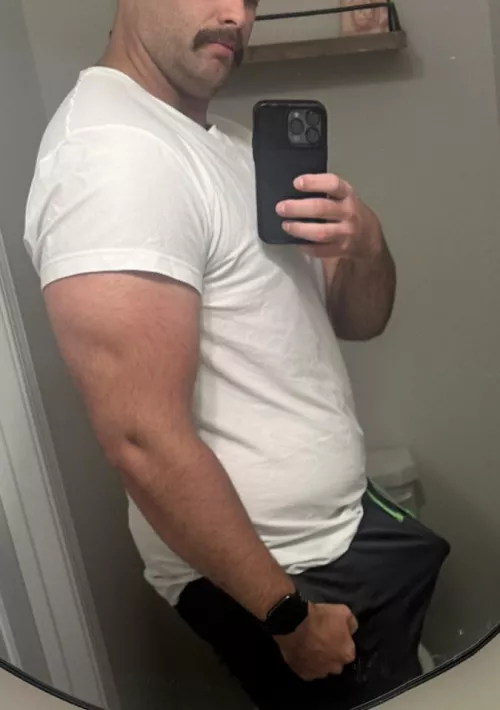 (35) Some nice morning wood for you? 