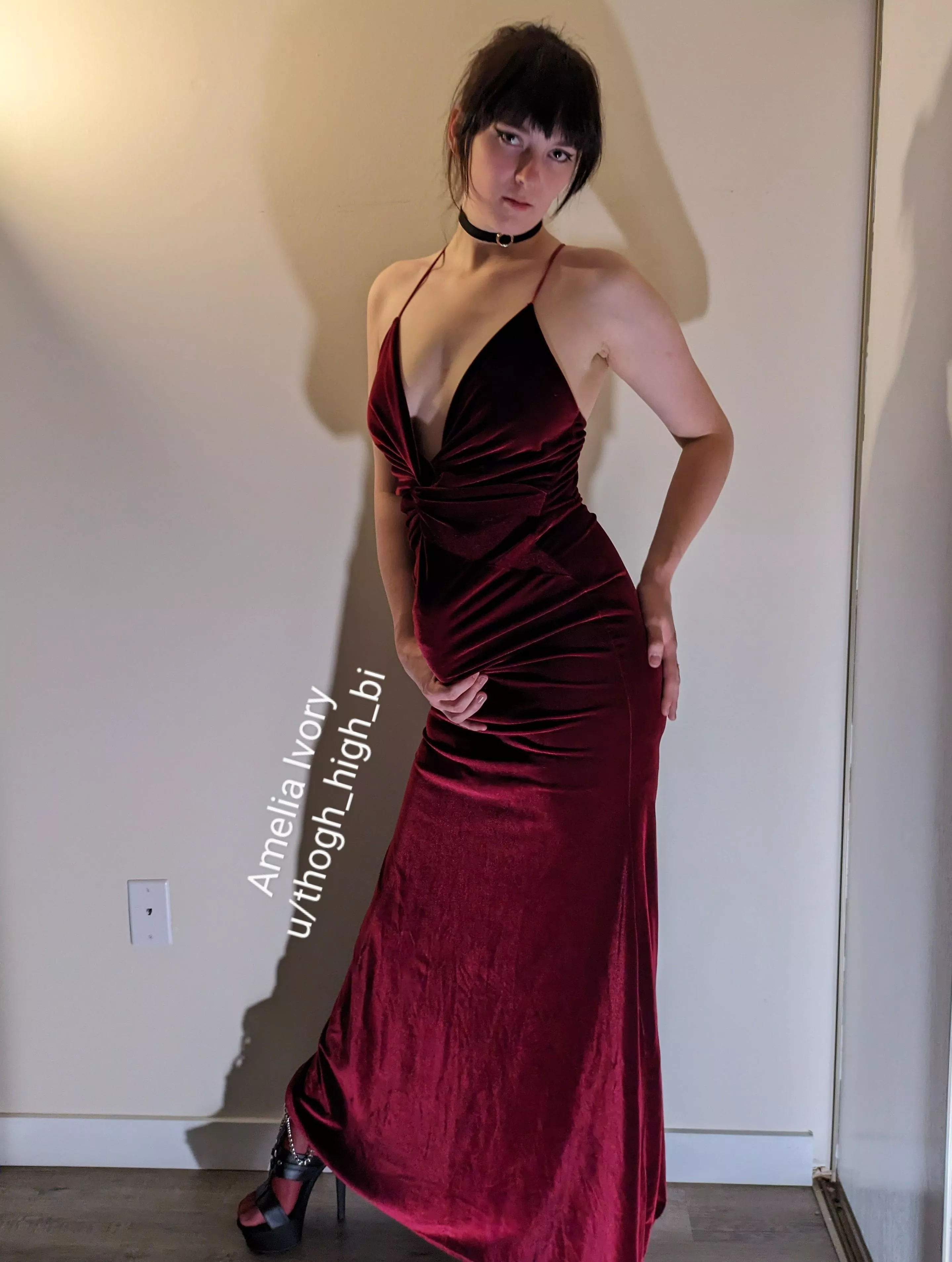 Don't be shy, just be a good boy and get on your knees