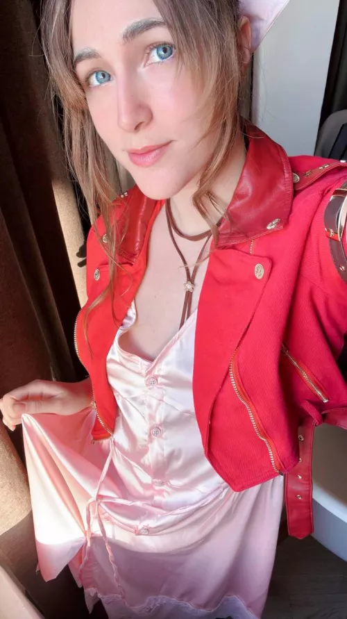 Got to try my Aerith cosplay again! 