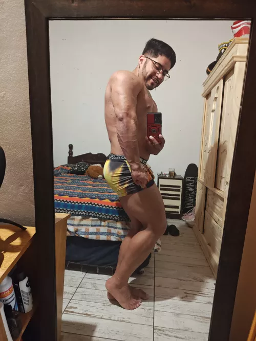 Happy friday darling 😎