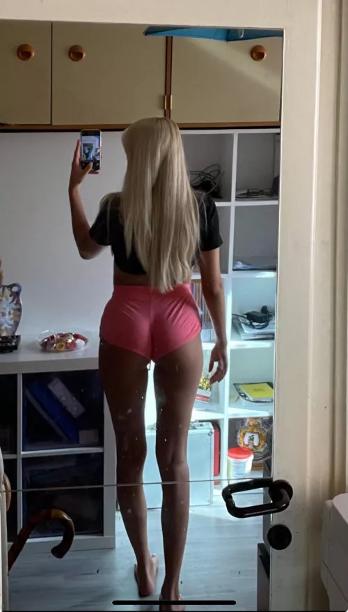 Hey, im here to make new friends