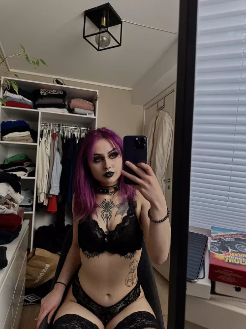 I’ve been a naughty girl, do I still deserve a creampie? 