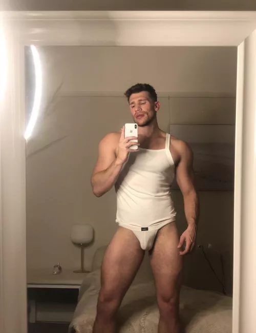 Lazy Friday nights in Australia 😈