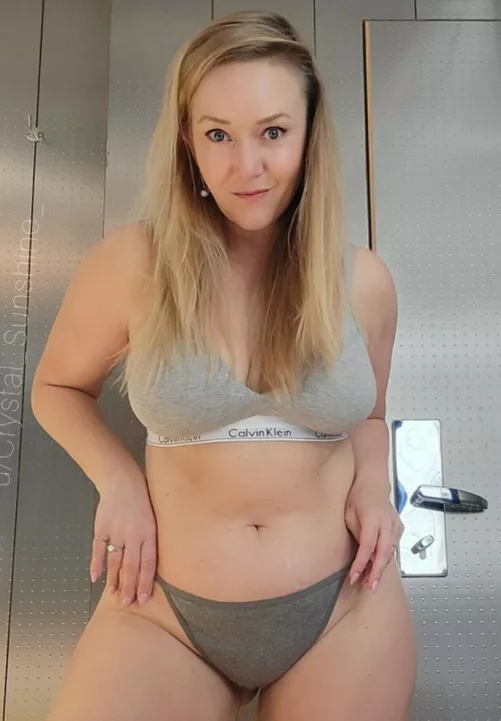 Sometimes simple is sexy [F50]