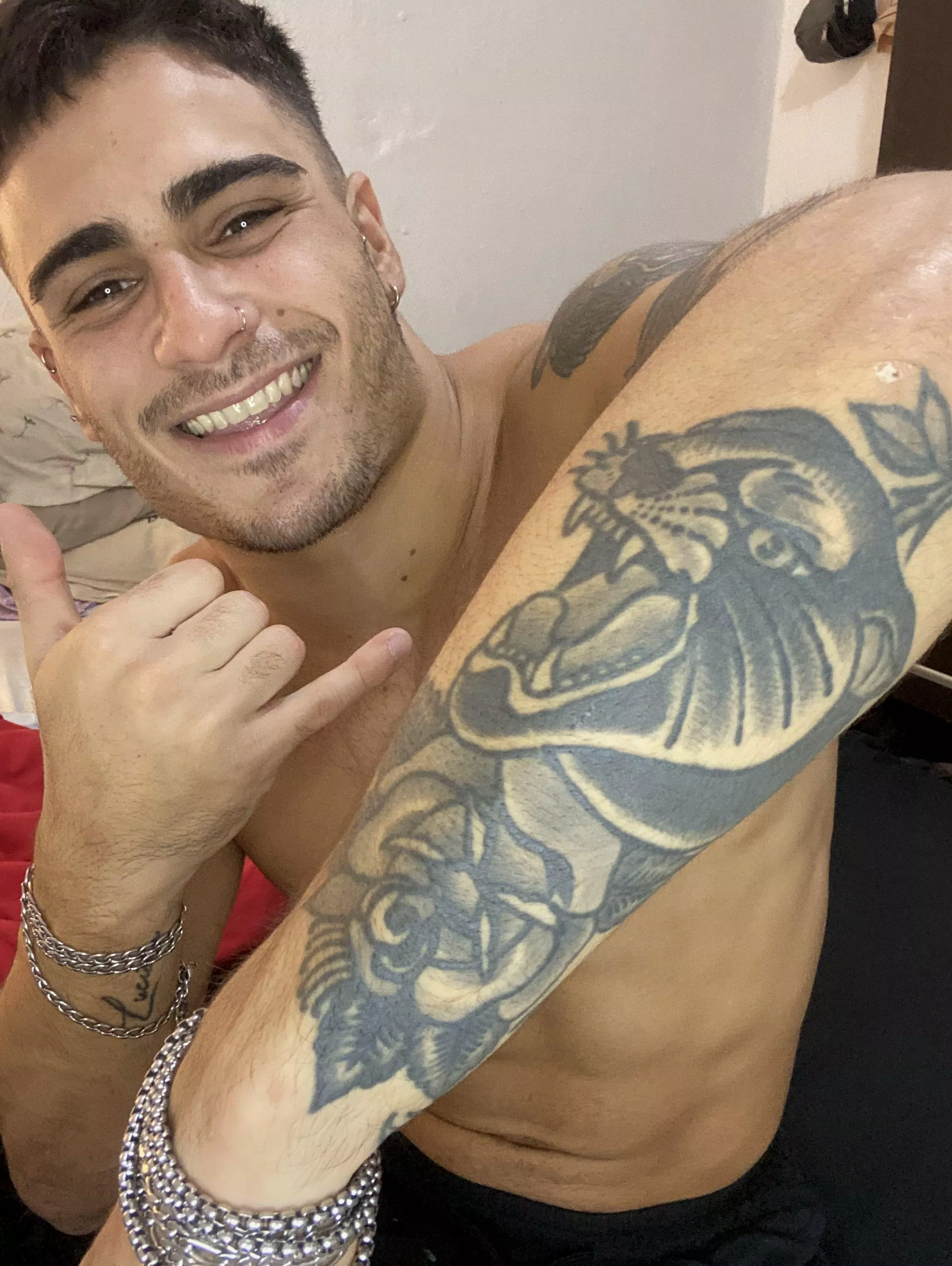 Wanna bet your mouth can't handle all of my inked muscles