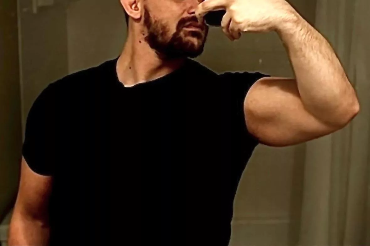 Wanna watch me do man stuff?