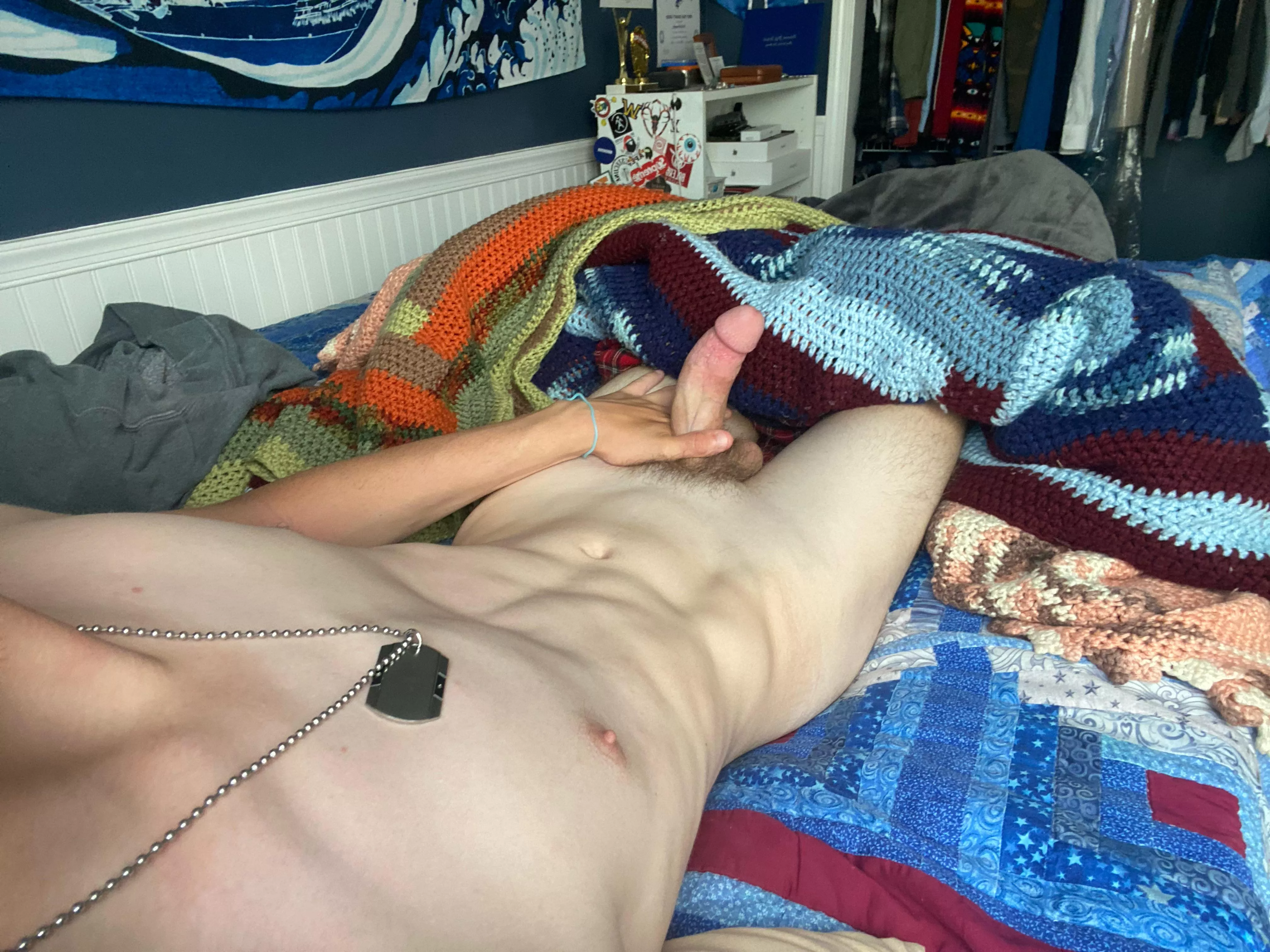 18 m USA hmu with a pic if your fit