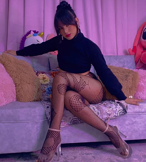 [ashley_tentation] HEELS PANTYHOSE AND VERY HORNY GIRL