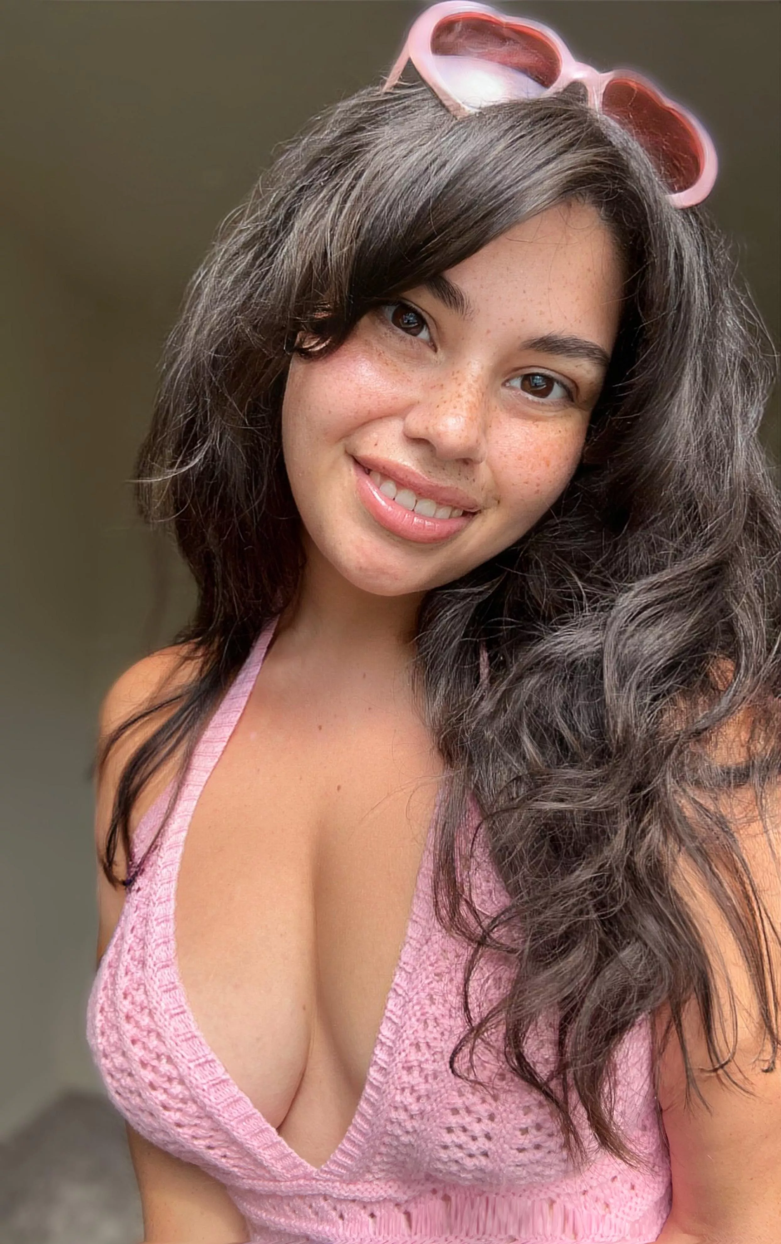 Bra free and makeup free, just how I like to be! (Ha that rhymed) 