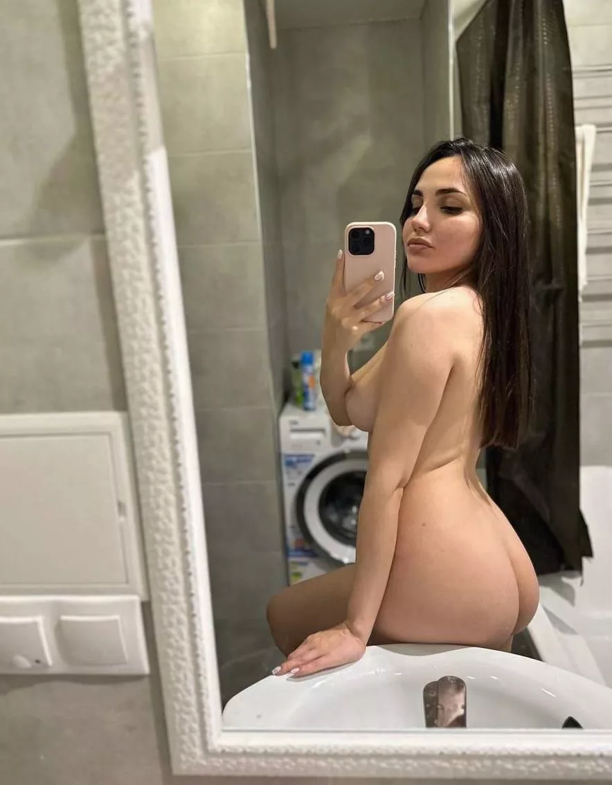 Could I convince you to eat my fat ass before you pound it?